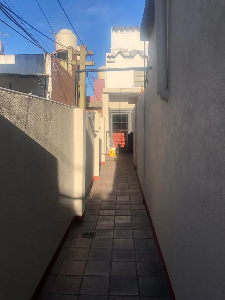 Квартира-студия PH с отдельным входом на первом этаже в General San Martín