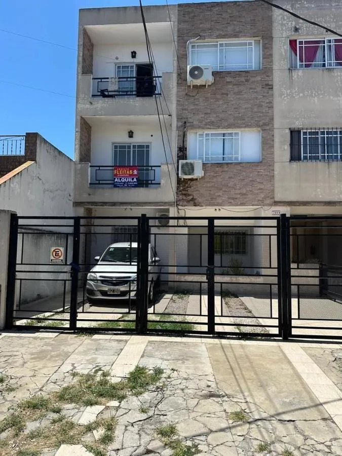 One-bedroom two-room apartment with balcony in Villa Luzuriaga
