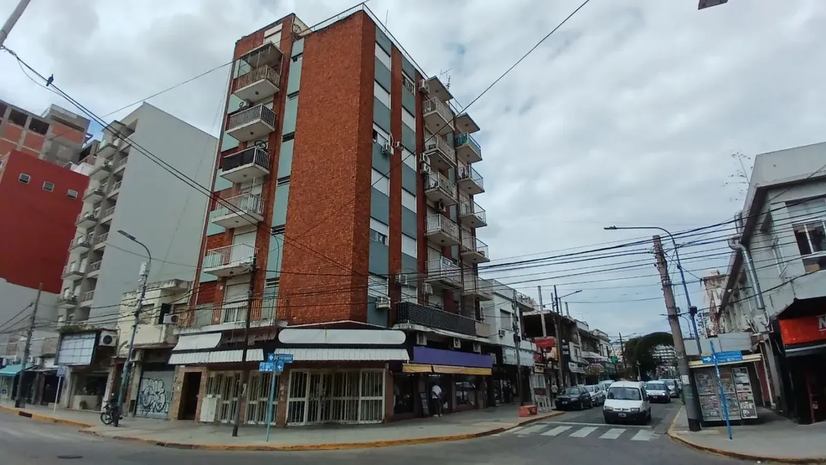 Квартира-студия в Tres de Febrero рядом со станцией