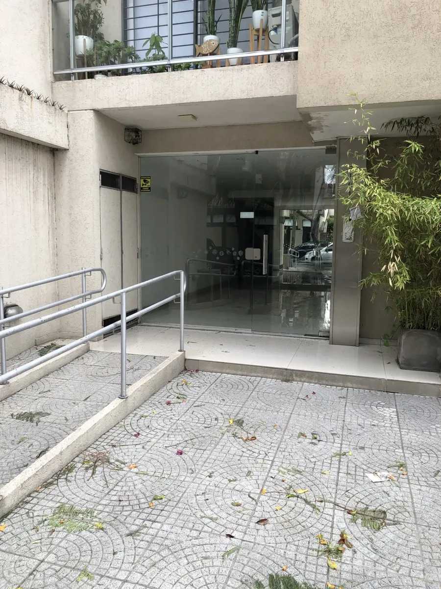 Apartamento de três ambientes com 2 quartos e vaga de garagem em Villa Devoto