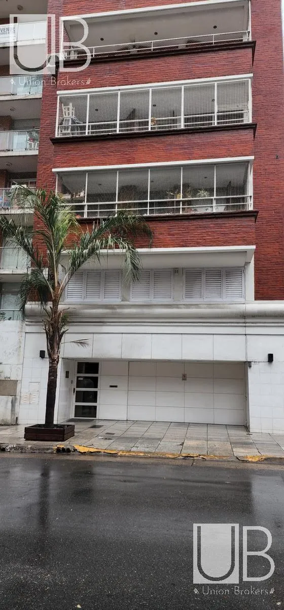 Квартира-студия с отдельной кухней в Almagro