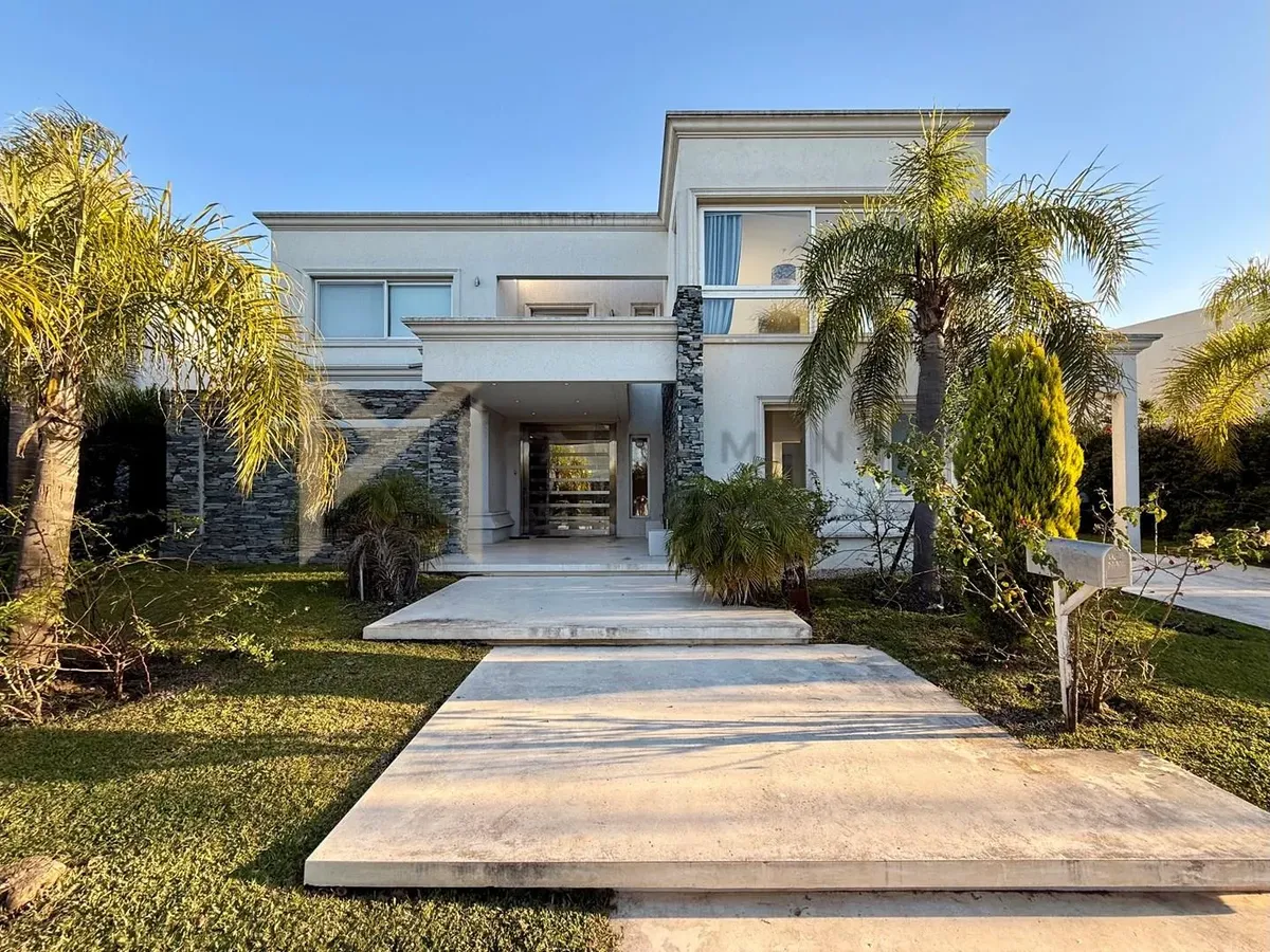 Four-bedroom house for rent in Los Alisos, Nordelta, Tigre