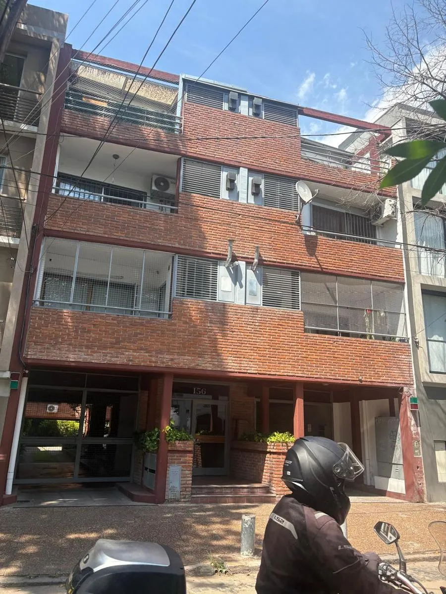 Dúplex de 4 ambientes con cochera en San Isidro