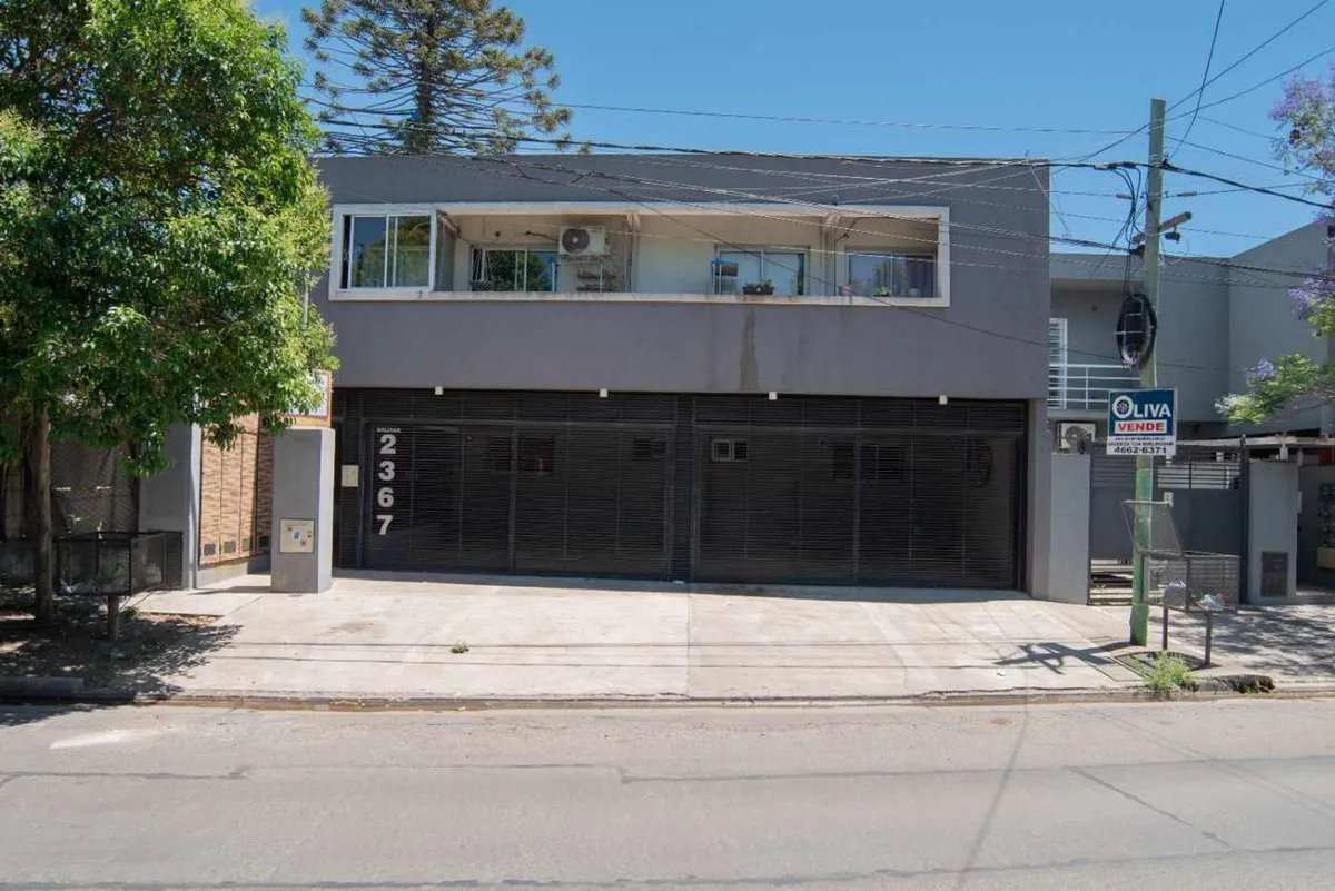 Departamento de 2 ambientes con patio en Hurlingham