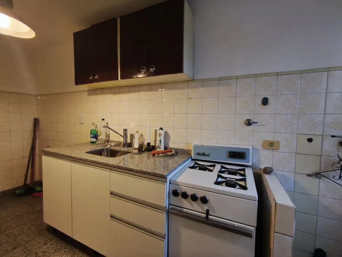 Departamento de 2 ambientes con balcón en Monserrat