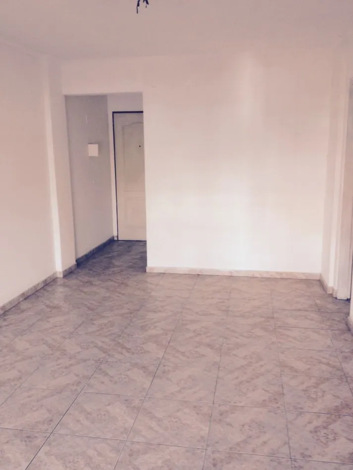 Квартира-студия 1,5 комнаты в Castelar, с балконом
