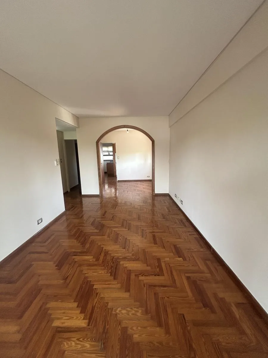 Apartamento de três ambientes com 2 dormitórios em Villa Devoto