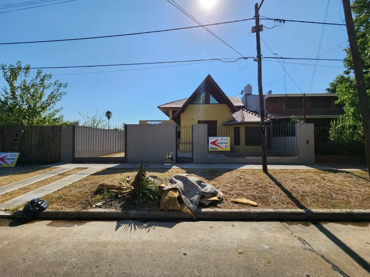 Casa En Venta O Alquiler A 4 Cuadras De Avenida Espora