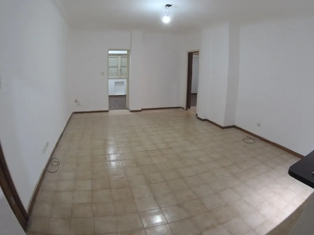 Departamento de 4 ambientes en Morón