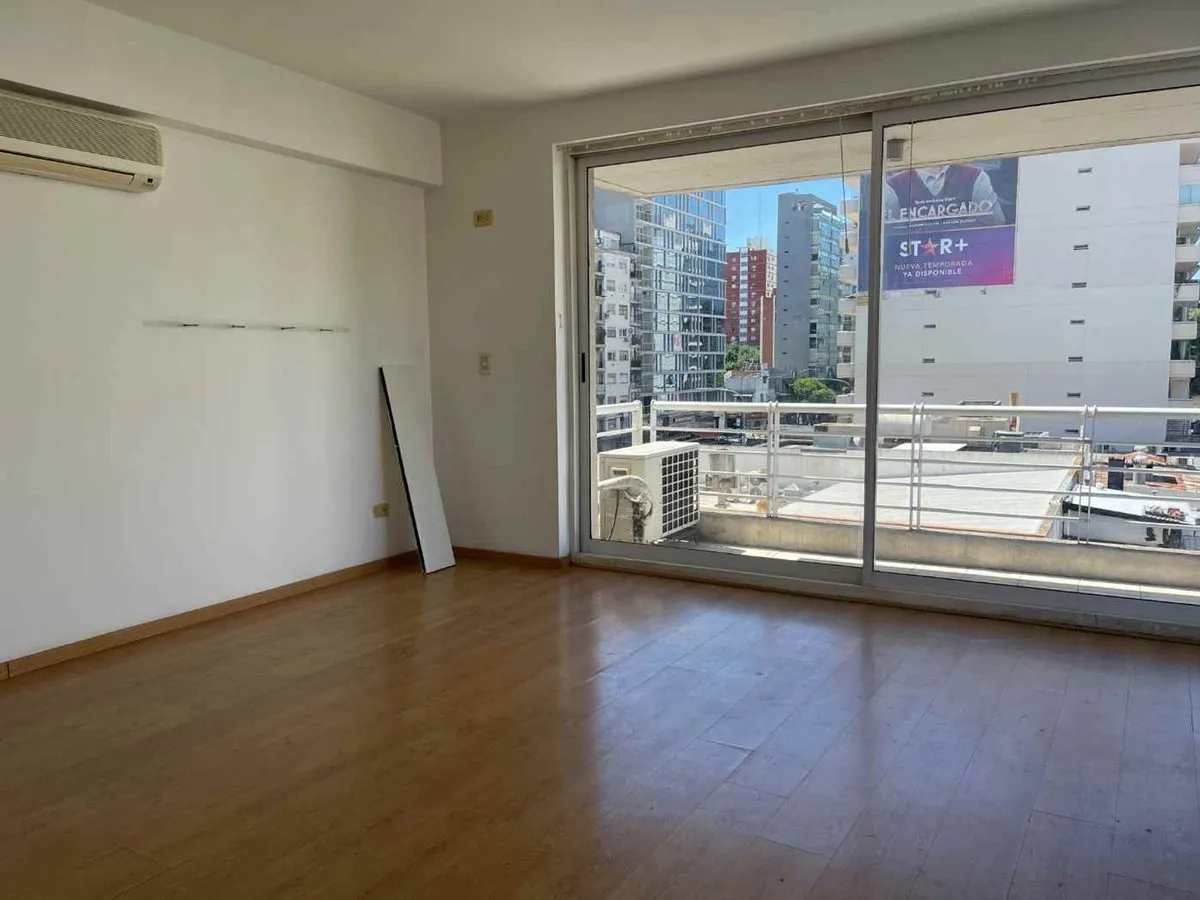 Apartamento de 2 ambientes com varanda de frente em Belgrano