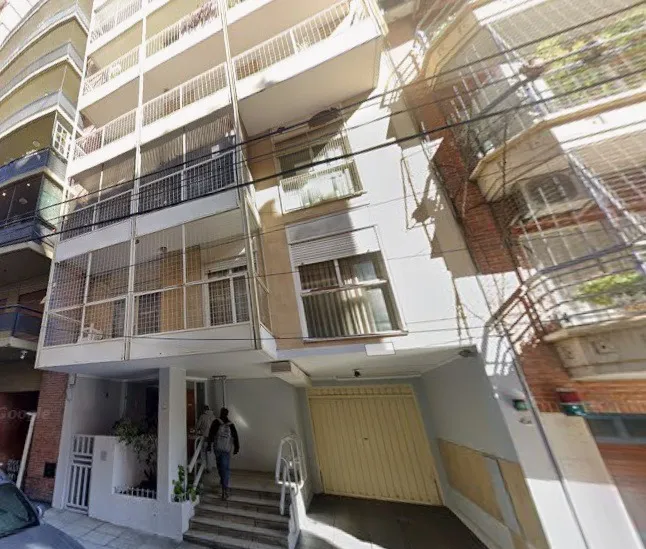 Two-room apartment with separate kitchen in Colegiales