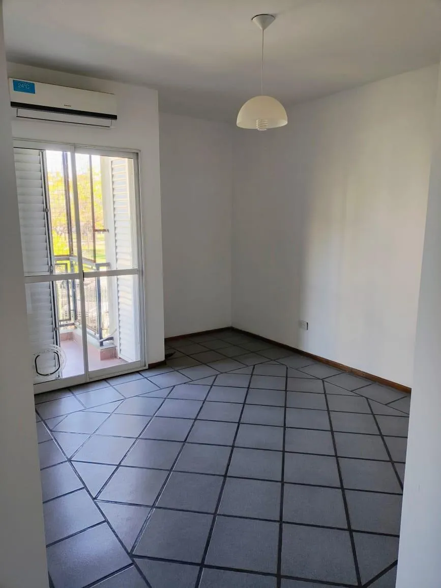 Departamento de 2 ambientes en Villa Adelina, Vicente López