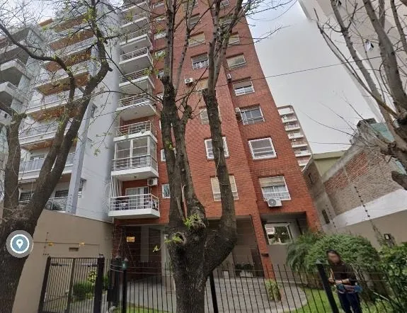 Полуэтажная квартира с 2 спальнями в Quilmes Centro