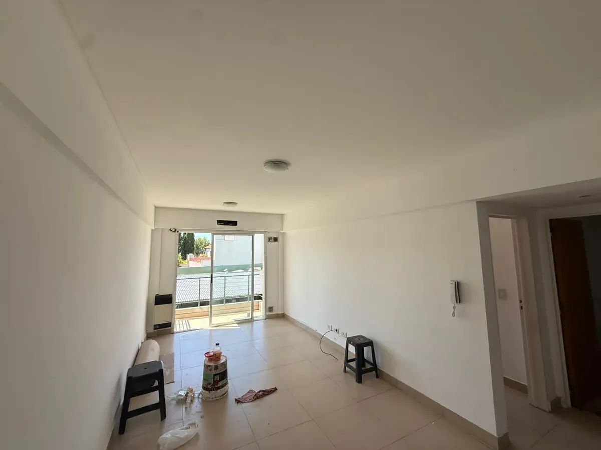 Departamento de 2 ambientes en Wilde