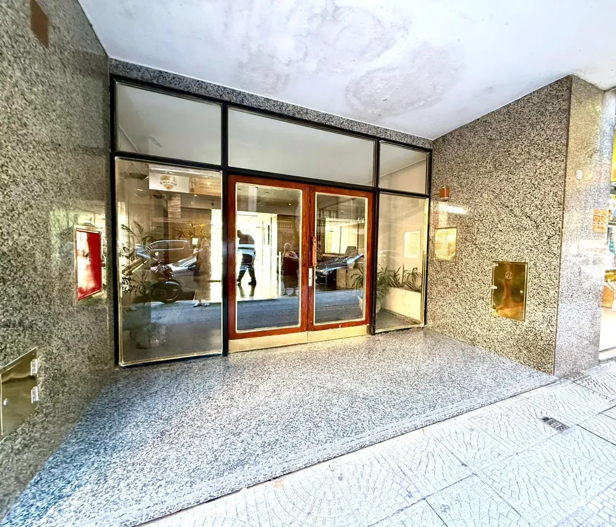 Apartamento de dois ambientes com 1 dormitório e varanda em Palermo