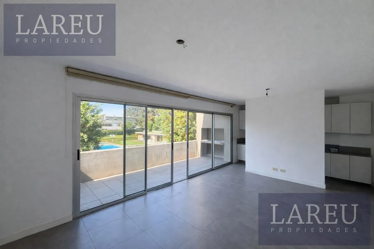 Duplex De 3 Ambientes En Bosque Alto