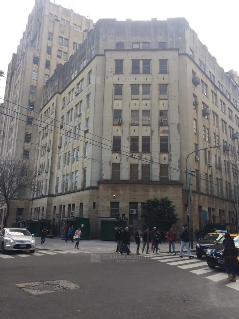 Apartamento de 2 ambientes de 60 m² sem mobília em Recoleta