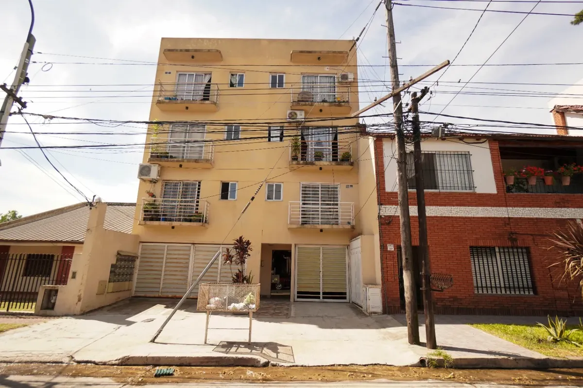 One-bedroom apartment in Tres de Febrero