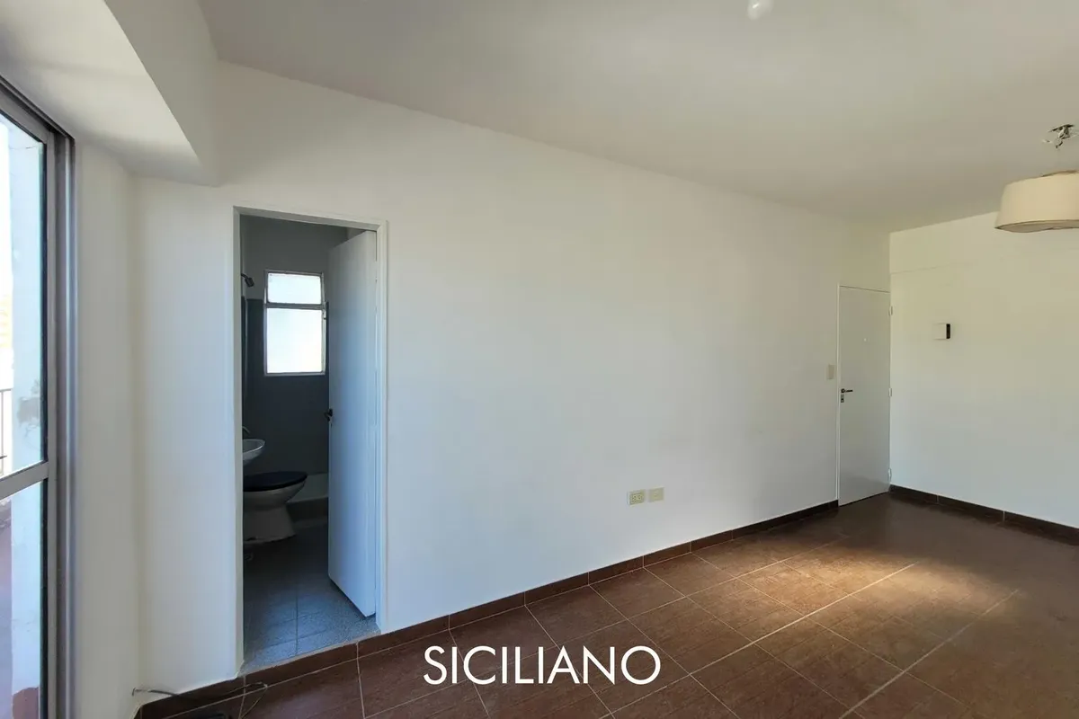 Studio apartment with terrace balcony in Boedo