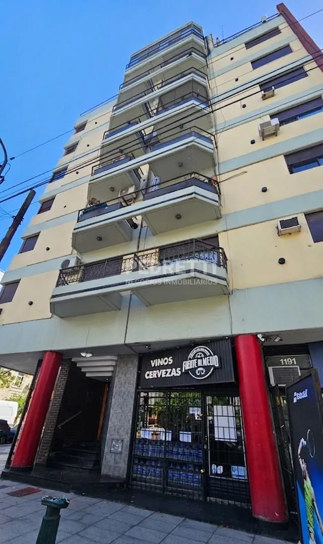 Departamento de 2 ambientes con balcón en Parque Chacabuco
