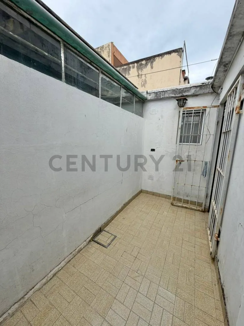 PH de 2 ambientes con patio en Villa Bosch