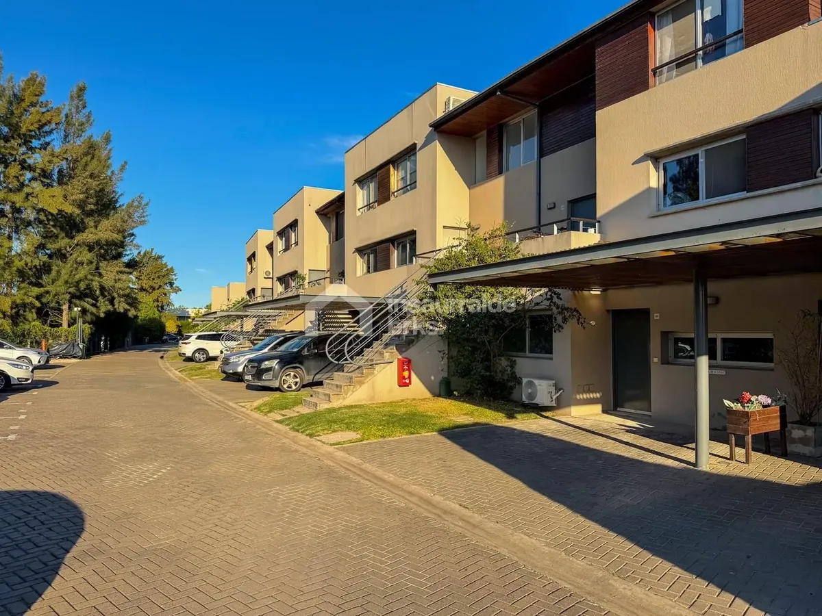 Two-room duplex apartment in Tigre’s Lago Escondido, Nordelta