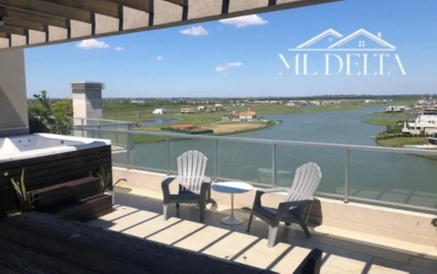 Studio apartment with private terrace in Nordelta