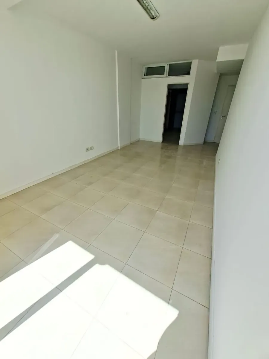 Apartamento de dois ambientes de 45 m² em Flores