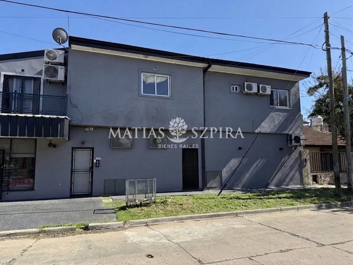 Apartamento de 2 ambientes com 1 quarto em Ituzaingó