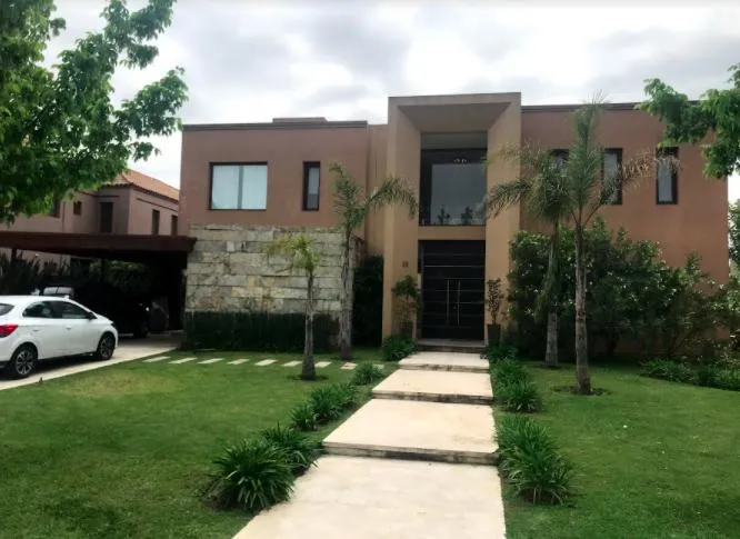 Furnished four-bedroom house in El Encuentro, Tigre