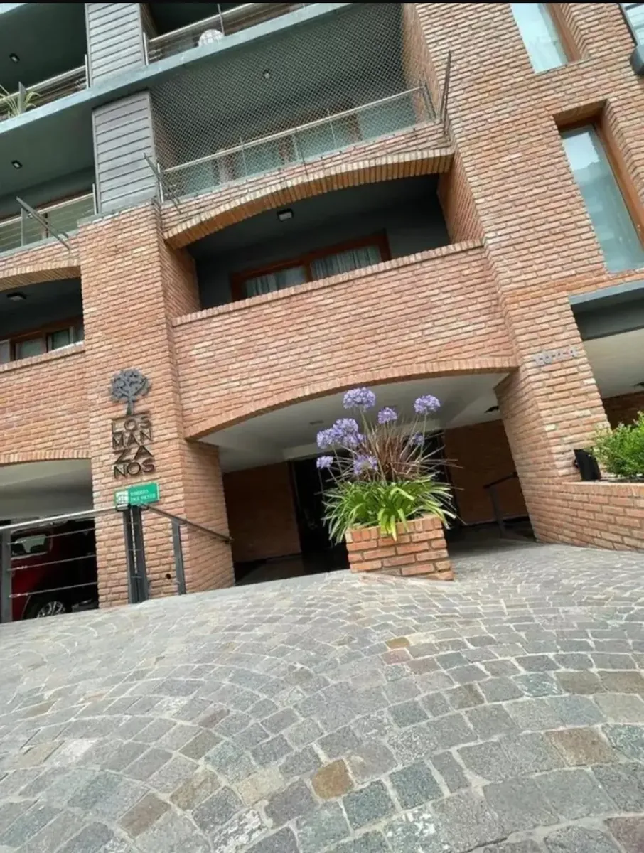 Studio apartment at the front in Ituzaingó Norte