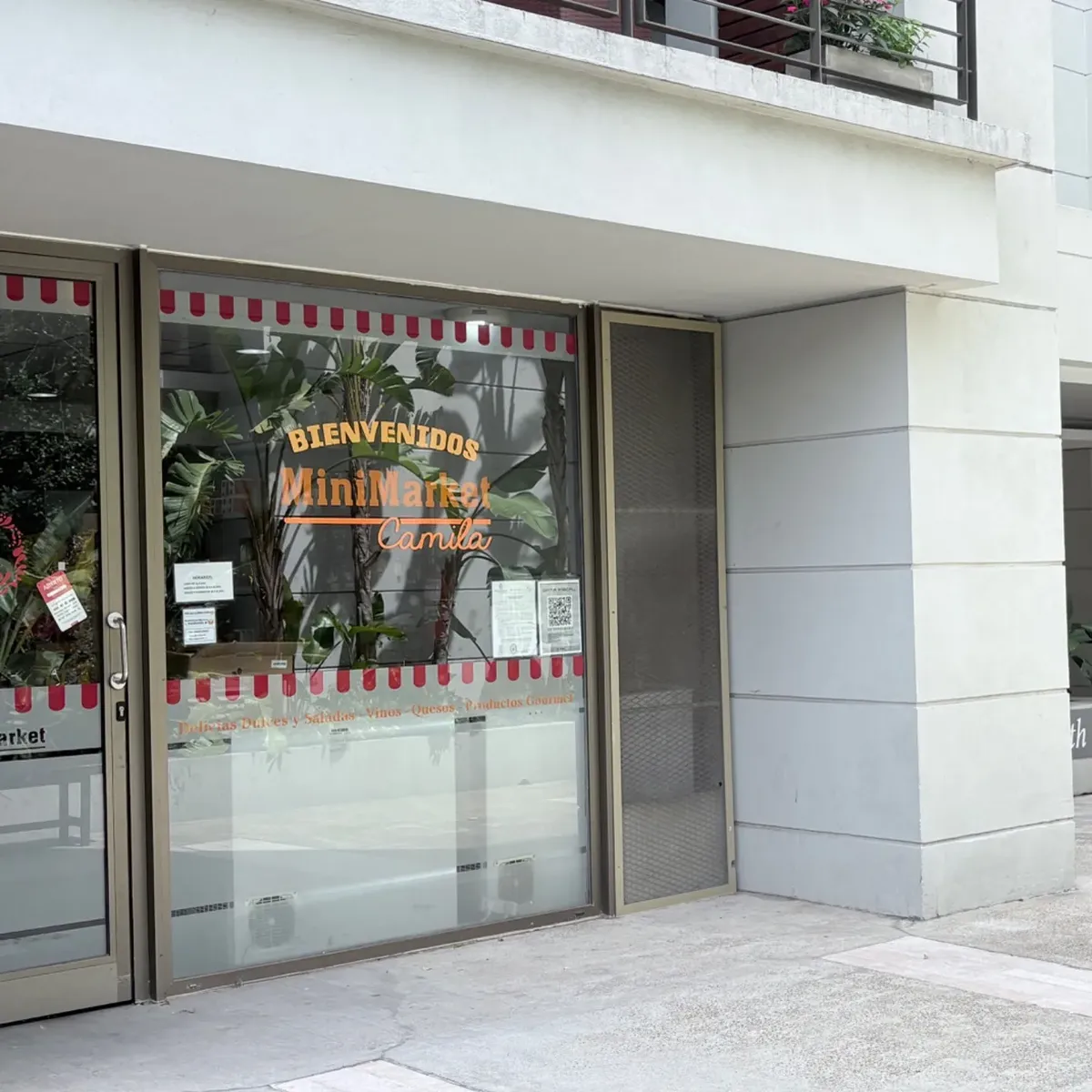 Departamento de 3 ambientes en planta baja en San Isidro