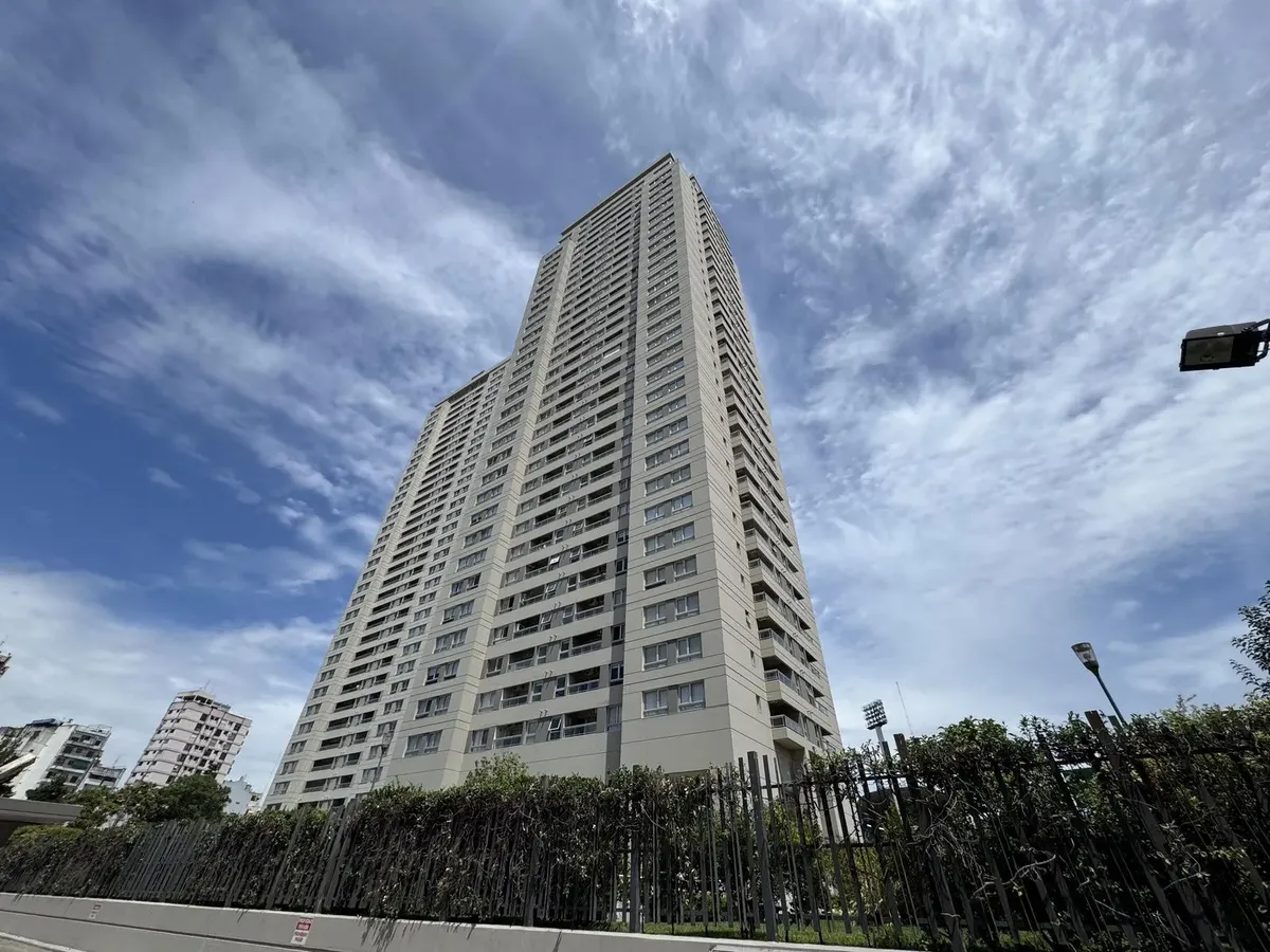 Apartamento de dois ambientes com 1 quarto, vaga e depósito em Caballito
