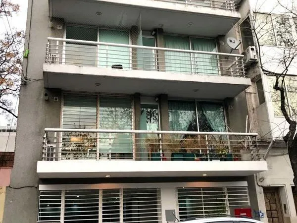 Apartamento de dois ambientes com jardim e piscina em Palermo Hollywood