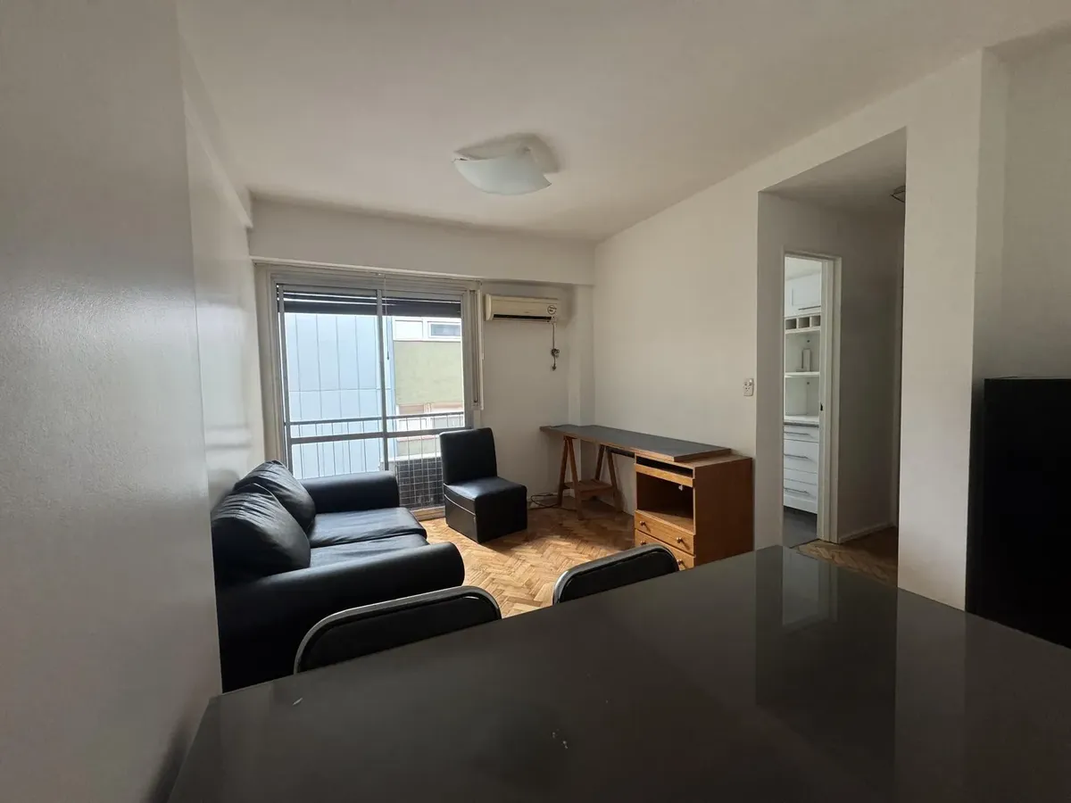 Apartamento de dois ambientes com 1 quarto para alugar em Recoleta