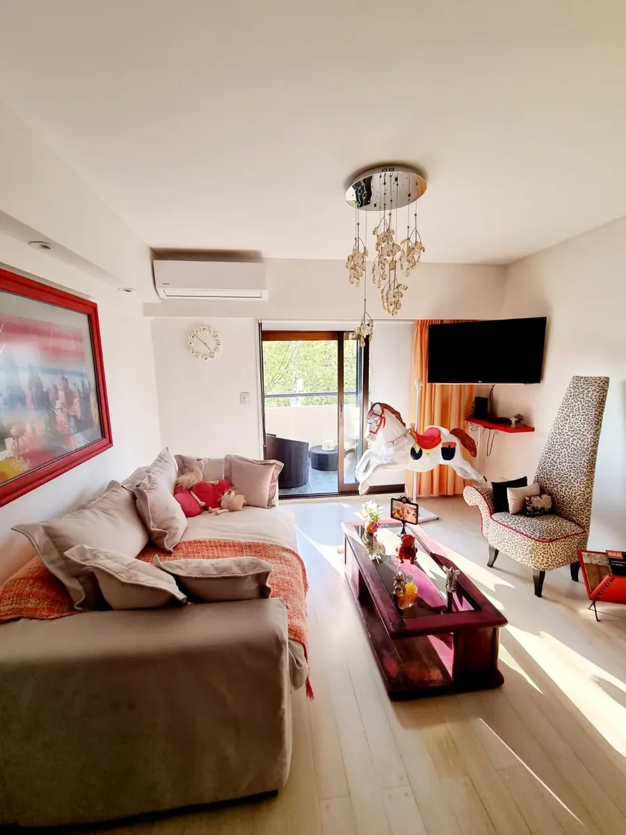Apartamento de três ambientes de 2 quartos em Palermo