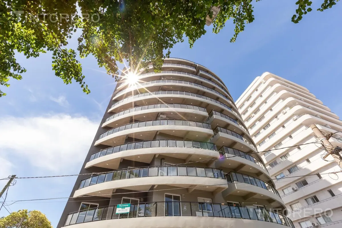 Departamento de 2 ambientes a estrenar con balcón en Santos Lugares