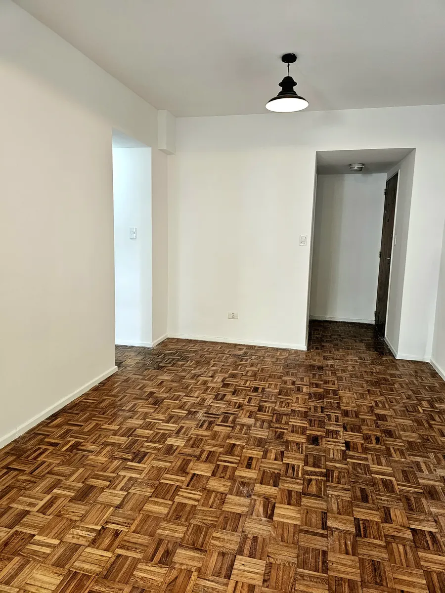 One-bedroom apartment in Caballito near Cid Campeador