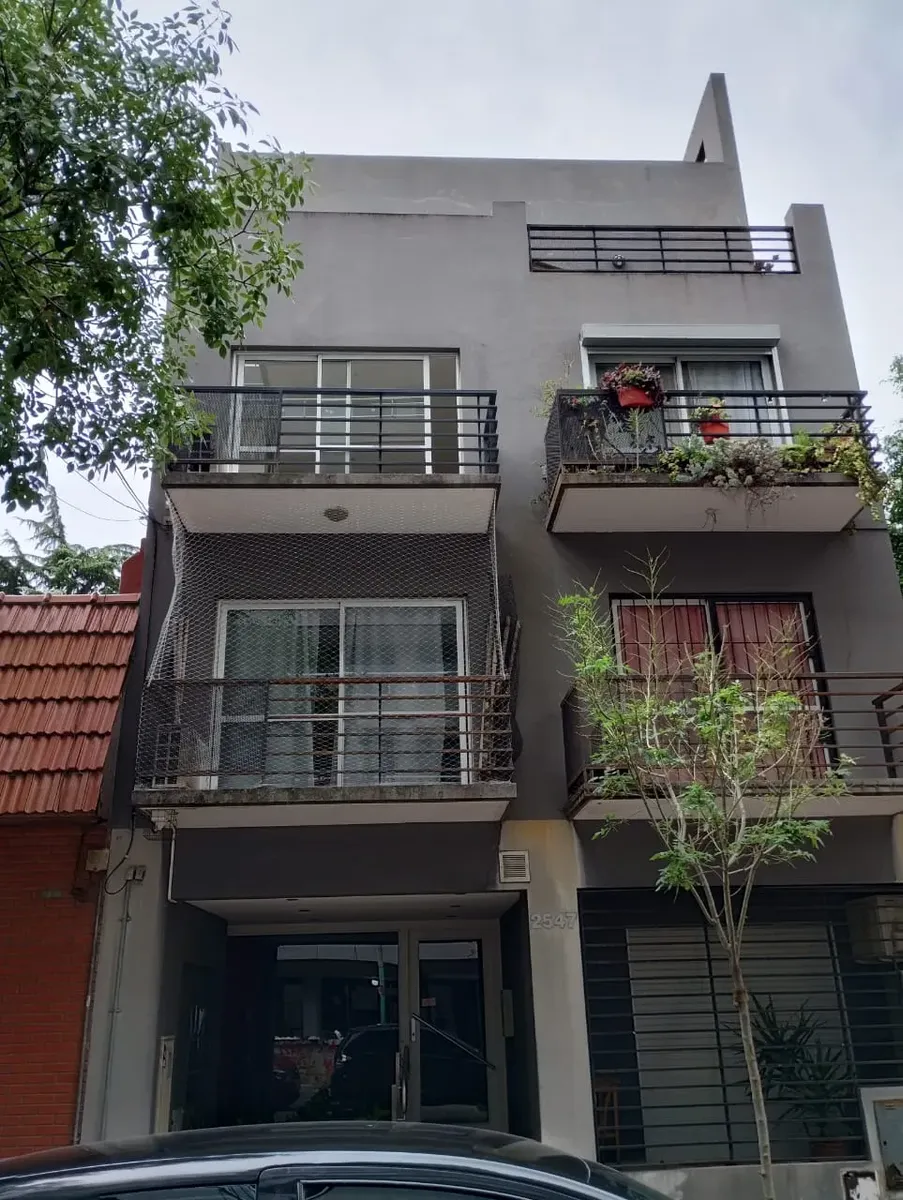 Monoambiente con parrilla en Villa Urquiza