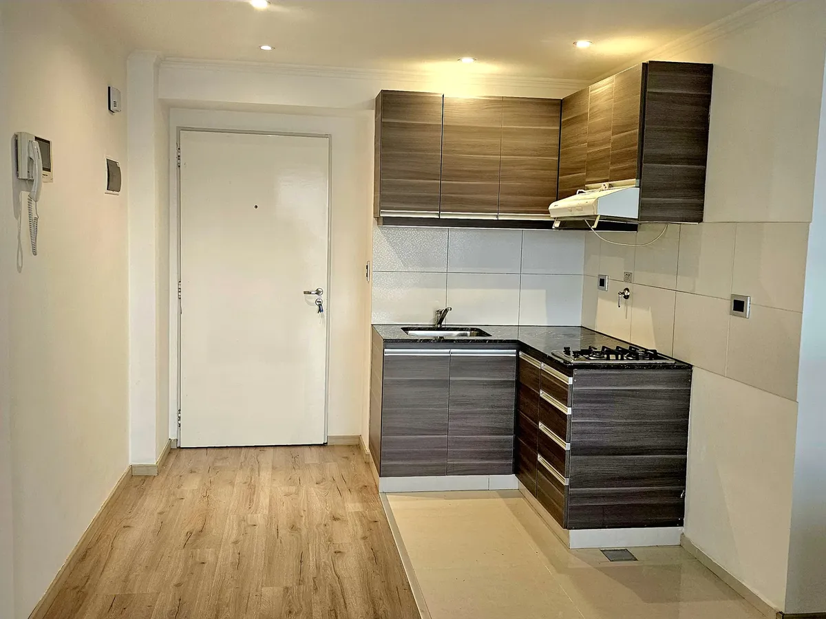 Квартира-студия в Villa del Parque под профессиональный кабинет