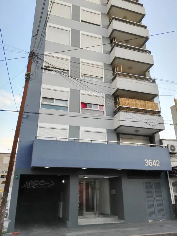 Apartamento de 2 ambientes no 6º andar em General San Martín