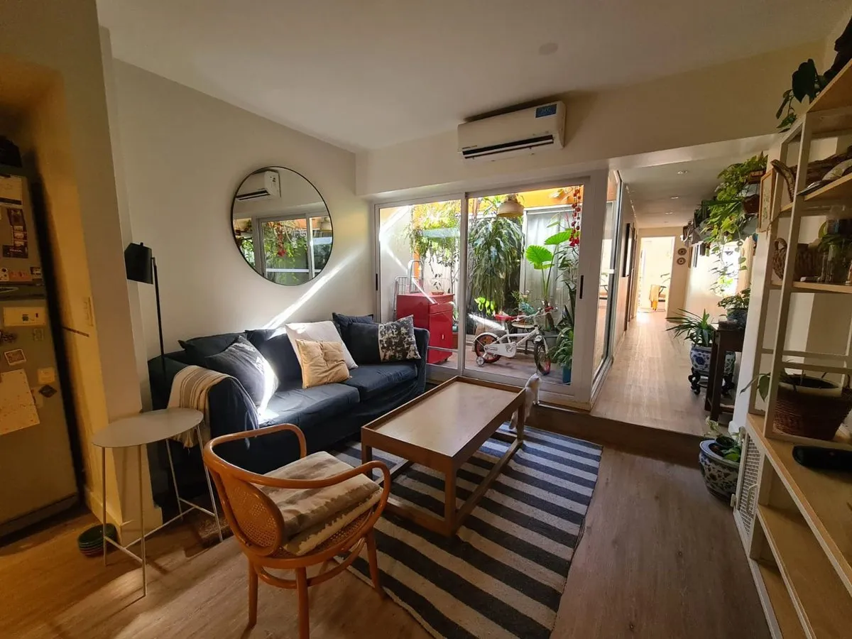 Apartamento de três ambientes sem mobília em Balvanera