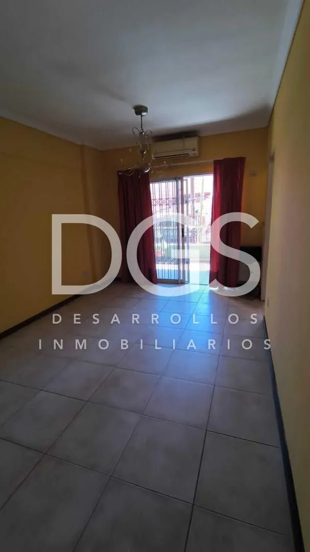 Apartamento de dois ambientes com 1 quarto em Lanús Oeste