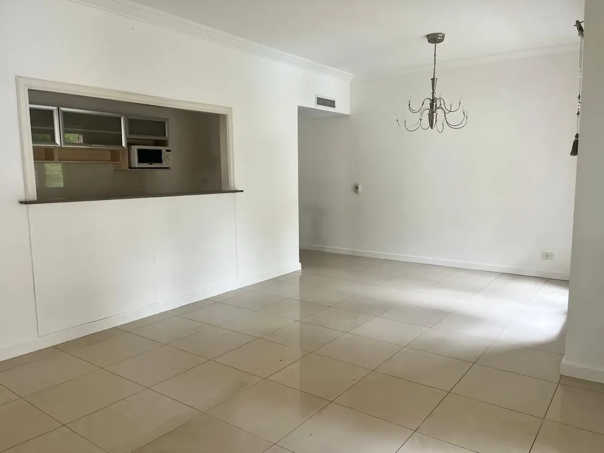 Departamento de 3 ambientes en alquiler en Castelar Norte
