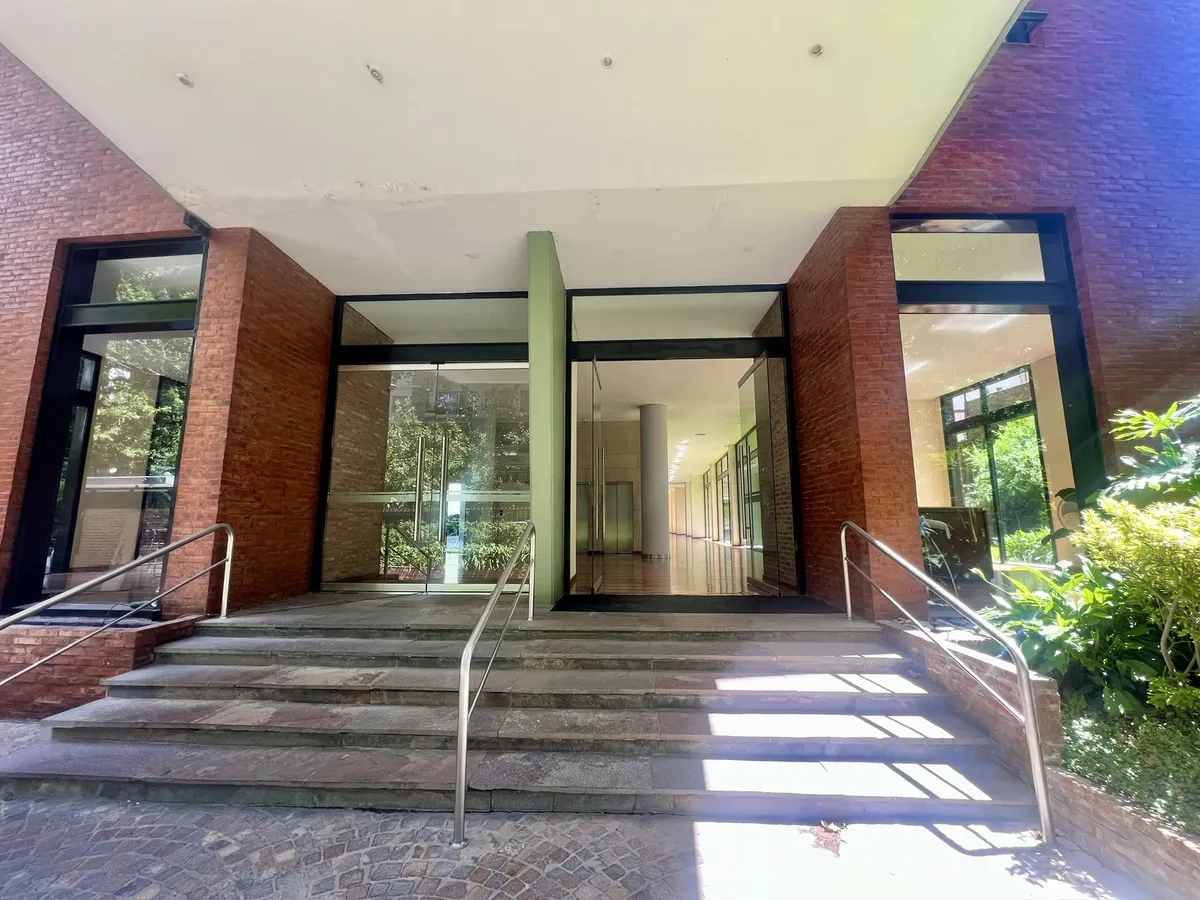 Departamento de 3 ambientes con cochera en Palermo