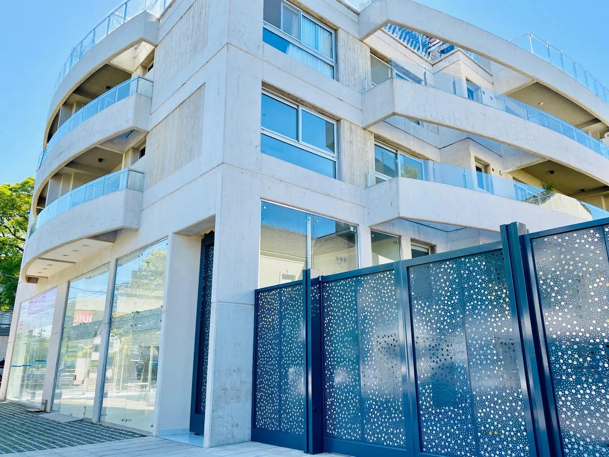 Apartamento de dois ambientes com vaga de garagem em Martínez