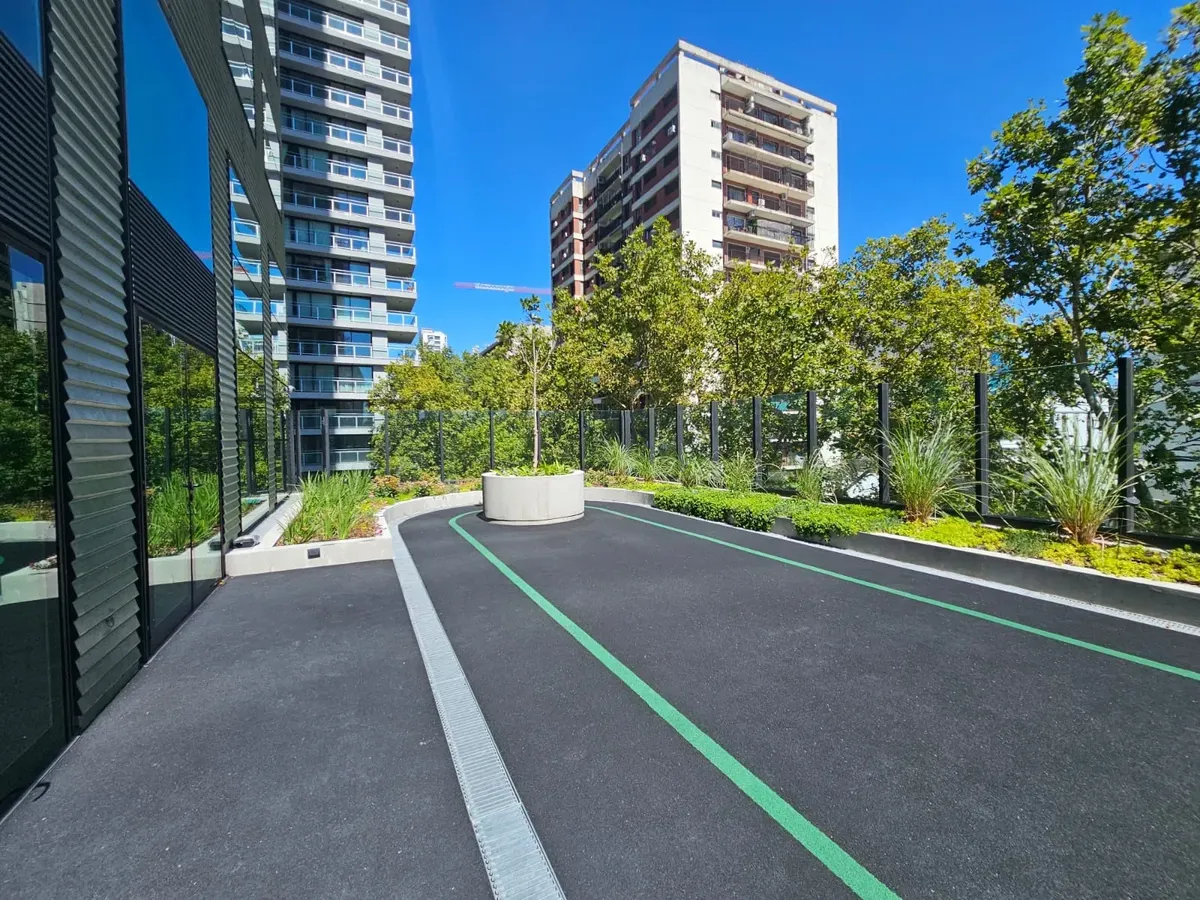 Kitnet novo com varanda em Puerto Madero