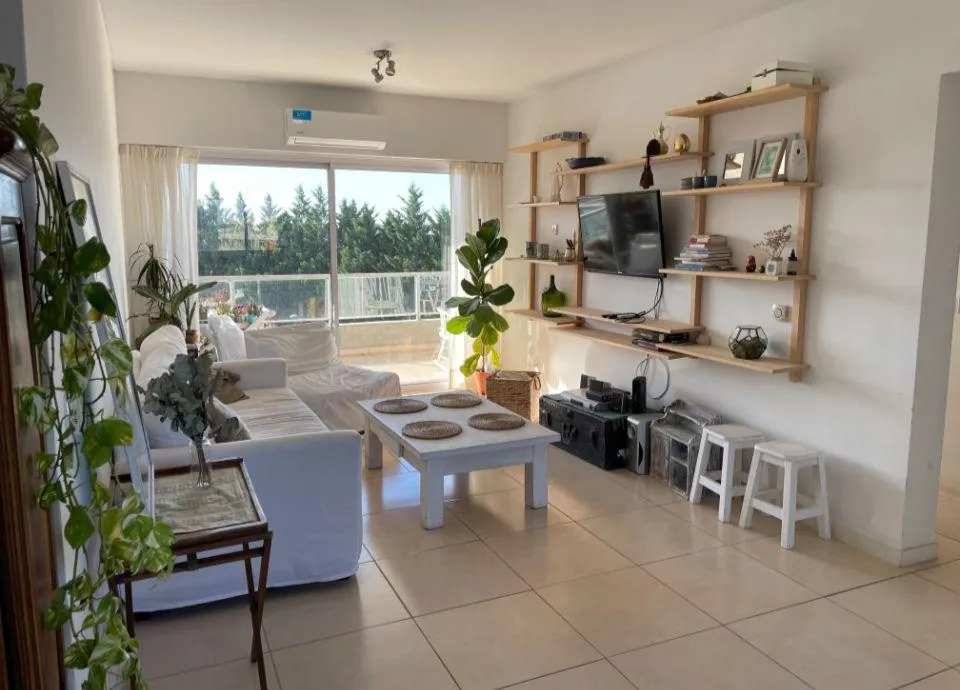 Furnished two-bedroom apartment in Tigre