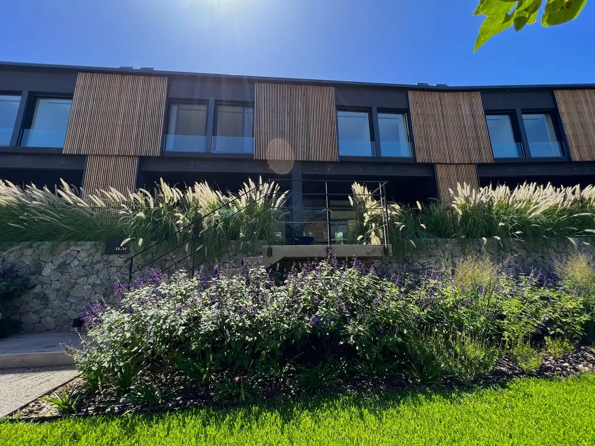 Дуплекс с 3 спальнями в Beccar