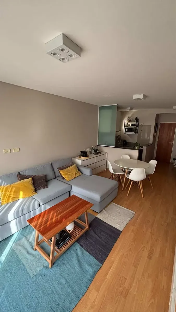 Apartamento de 2 ambientes sem mobília em Recoleta